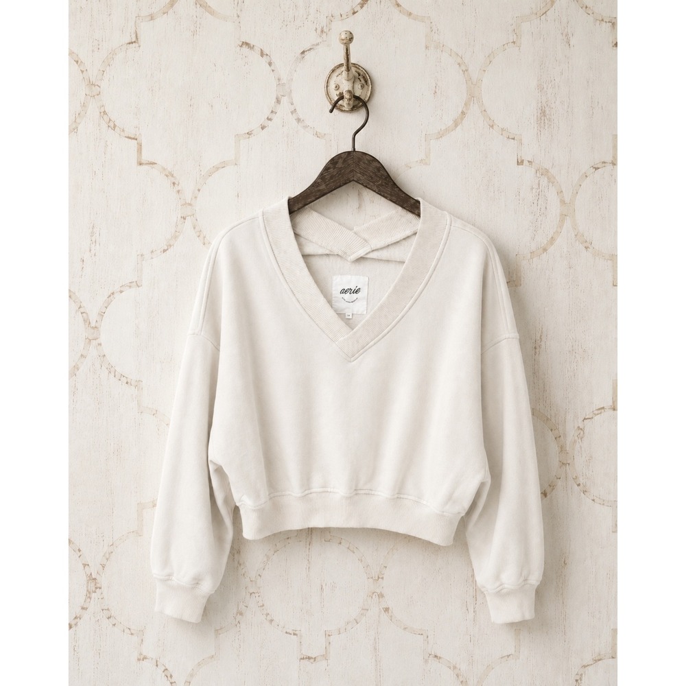 Aerie‎ Women's Cropped V-Neck Sweatshirt Size S EUC